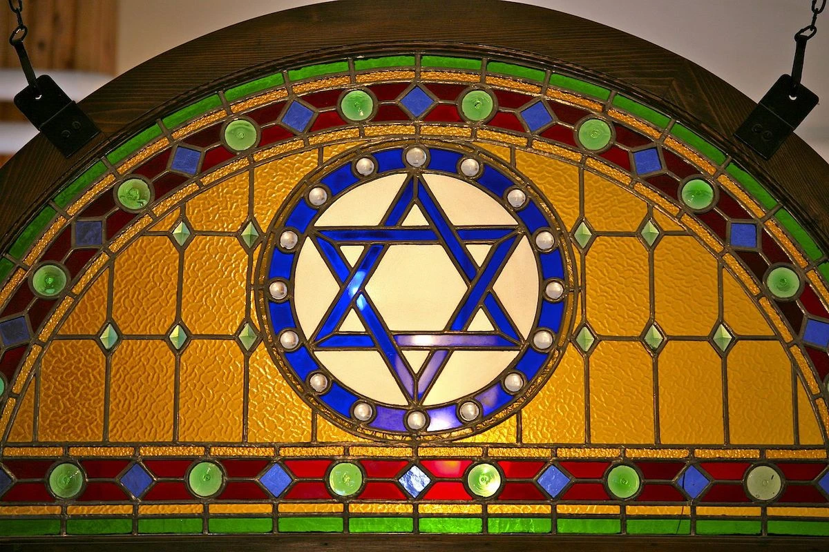 Kenosis, Emancipation, Pastness – Reflections From A Jew, Part 2 (Sarah Pessin)